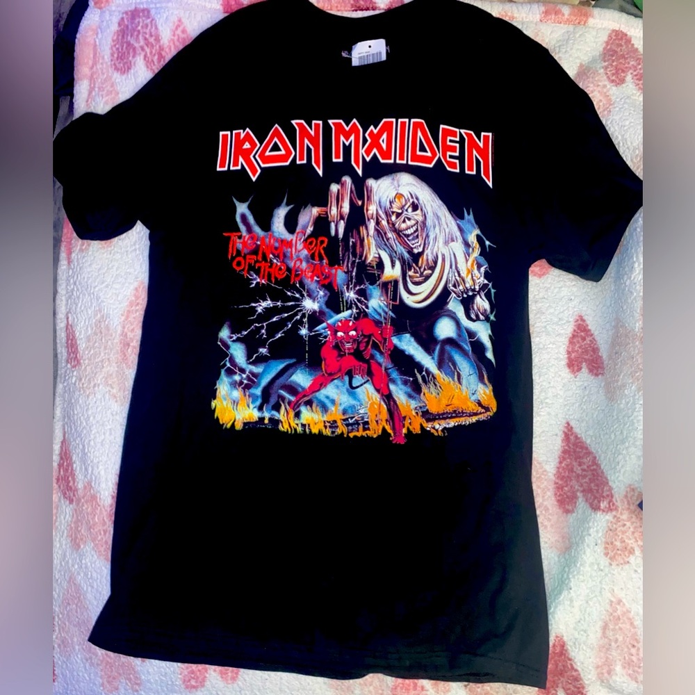 IRON MAIDEN CONCERT TEE NWT